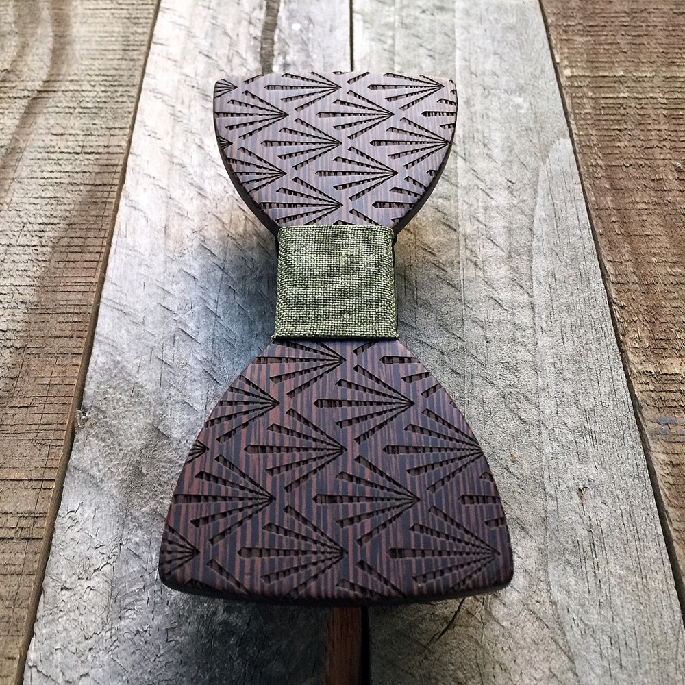 Men’s Wooden Bow Tie